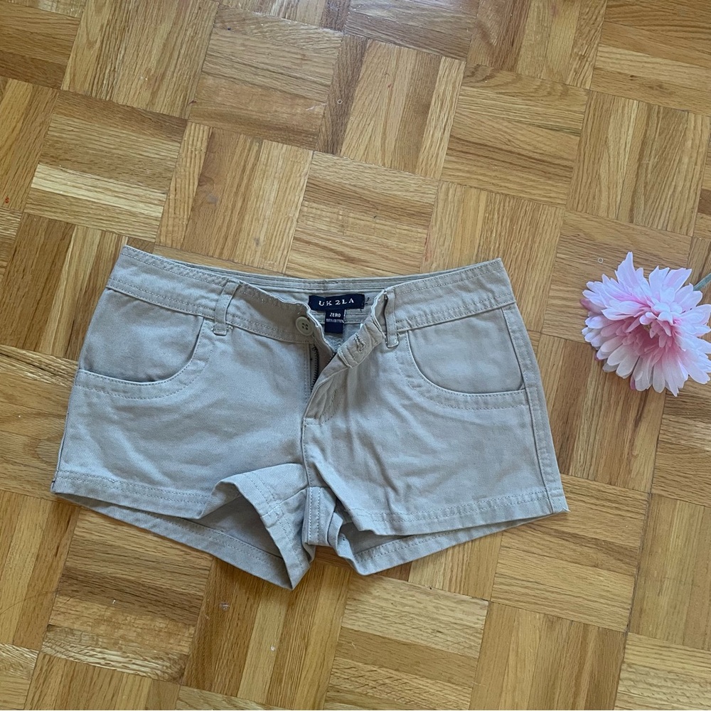 UK2LA Women's Beige Cargo Shorts